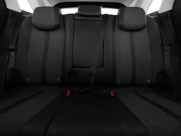 Peugeot 3008 II Crossover 1.5 BlueHDI 130KM 2019 Peugeot 3008 Historia serwisowa Automat Virtual, zdjęcie 17