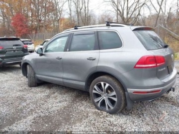 Volkswagen Touareg II 2017 Volkswagen Touareg 2017 VOLKSWAGEN TOUAREG V6 WOLFSBURG EDITION 3.6 Benzyna, zdjęcie 9