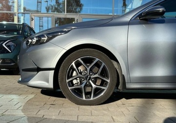 Kia Ceed III Hatchback Facelifting  1.5 T-GDI 140KM 2024 Kia Ceed MY25 Business Line 140KM 7DCT automat, dostepny od reki w Gdyni, zdjęcie 5