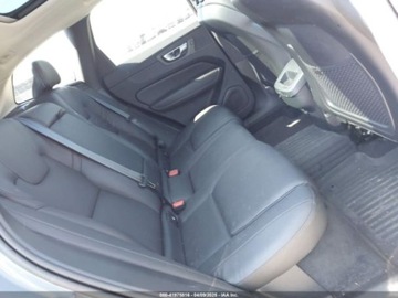 Volvo XC60 II 2023 Volvo XC 60 B5 Plus Dark Theme 2023 2.0l 2.0 Benzyna 247KM, zdjęcie 14