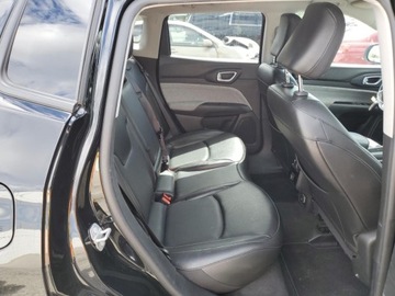 Jeep Compass II 2022 Jeep Compass Latitude Lux 2022 2.4l 2.4 Benzyna 177KM, zdjęcie 11