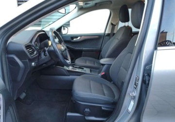 Ford Kuga III 2020 Ford Kuga Ford Kuga 1.5 EcoBlue TITANIUM 1.5 Diesel 120KM, zdjęcie 9