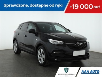Opel 2017 Opel Grandland 1.2 Turbo, Navi, Klima