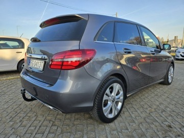 Mercedes Klasa B W246 Sports Tourer Facelifting 1.6 200 156KM 2018 Mercedes B 200 1,6 Benzyna 156KM automat, zdjęcie 2