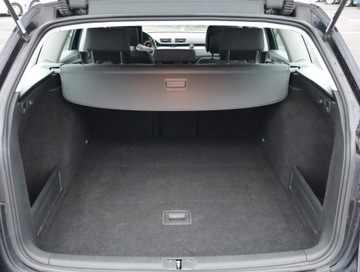 Volkswagen Passat B7 Variant 1.6 TDI CR DPF BlueMotion 105KM 2011 VW Passat 1.6 TDI, Klima, Klimatronic, Tempomat, zdjęcie 13