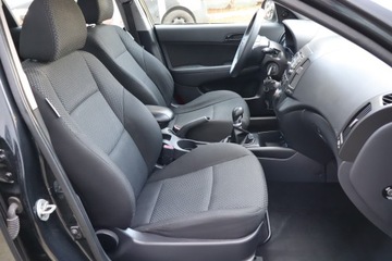 Hyundai i30 I CW Facelifting 1.4 DOHC 109KM 2010 Hyundai i30 1.4 CVVT, Klima, zdjęcie 8