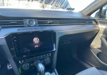Volkswagen Passat B8 Variant 2.0 TDI BlueMotion SCR 150KM 2018 Volkswagen Passat 2.0TDI 150KM 2018r. DSG auto zarejestrowany i ubezpieczo, zdjęcie 14