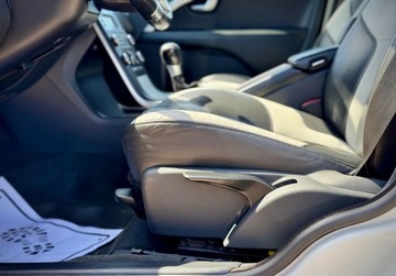 Volvo V70 III Kombi 2.5 T 231KM 2010 Volvo V70 2.5T 231KM Rdesing Skory BiXenon PDC Summum climatronic 2.5, zdjęcie 18