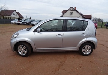 Daihatsu Sirion II 2009 Daihatsu Sirion 1.3ben, klima, 4xel.szyby, wspomaganie, oplacony 1.3 91KM, zdjęcie 3