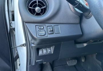 Toyota Yaris III Hatchback 5d Facelifting Hybrid 100KM 2017 Toyota Yaris 1,5 Benzyna Hybryda Automat GWARANCJA Zamiana Zarejestrowany, zdjęcie 21