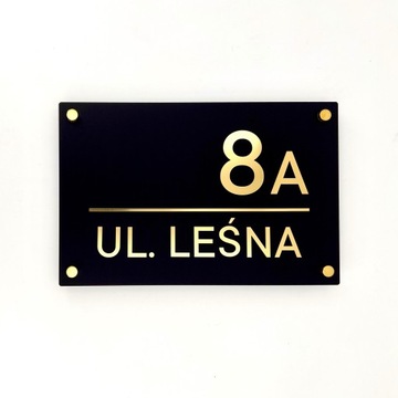 Адрес -таблица из плексиглаторов.