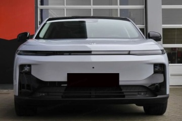 Leapmotor 2026 B10 Design Hybrid EV 18,8 kWh 218KM, zdjęcie 1