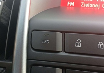 Opel Astra J GTC 1.4 Turbo ECOTEC 140KM 2016 Opel Astra Kupiony w Polsce - benzyna - 1,4 - 140 KM - LPG 1.4 BenzynaLPG, zdjęcie 29