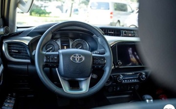 Toyota Hilux VIII Podwójna kabina Facelifting 2.8 D-4D 204KM 2024 Toyota Hilux Active Automat Wyprzedaz 2024 HAK 2.8 Diesel 204KM, zdjęcie 19