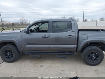 Toyota Tacoma II 2021 Toyota Tacoma 2021r., SR5, od ubezpieczalni 3.5 Benzyna 278KM, zdjęcie 3