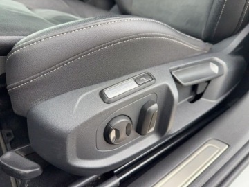 Volkswagen Arteon Fastback Facelifting 2.0 TDI 200KM 2022 Volkswagen Arteon 2.0 TDI 200KM DSG R-Line FV23 WEBASTO Gwarancja 2.0, zdjęcie 11