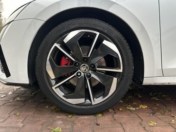 Skoda Octavia IV Liftback 2.0 TDI SCR 200KM 2022 Skoda Octavia RS 2.0 TDI 200KM 4x4 Fotele Ergonomi, zdjęcie 39