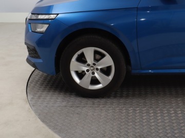 Skoda Kamiq Crossover 1.5 TSI 150KM 2022 Skoda Kamiq 1.5 TSI, Salon Polska, Serwis ASO, zdjęcie 14