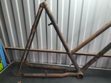 СТАРЫЙ АНТИЧНЫЙ ПОЛЬСКИЙ ВЕЛОСИПЕД PREDOM РАМА ROMET