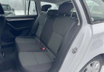 Skoda Octavia III Scout 1.6 TDI 110KM 2016 Skoda Octavia 1.6 TDI 110 KM 6 bieg.manual 4x4 Ambition 1.6 Diesel, zdjęcie 24