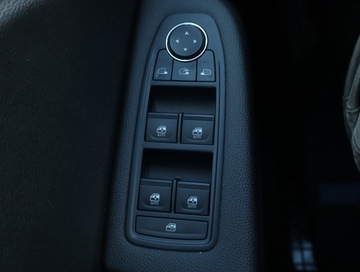 Renault Clio V Hatchback 5d Facelifting 1.0 TCe 90KM 2024 Renault Clio 1.0 TCe, Salon Polska, 1. Właściciel, zdjęcie 20