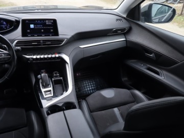 Peugeot 3008 II Crossover 1.2 PureTech 130KM 2019 Peugeot 3008 1.2 PureTech, Salon Polska, zdjęcie 7