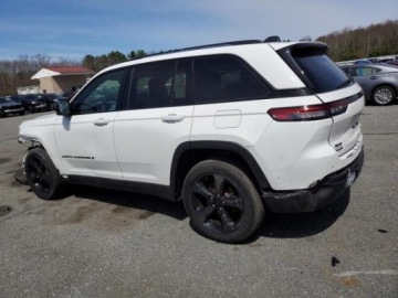 Jeep Grand Cherokee V 2023 Jeep Grand Cherokee Laredo 3.6 Benzyna 293KM, zdjęcie 2