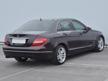 Mercedes Klasa C W204 Limuzyna 1.8 200 CGI BlueEFFICIENCY 184KM 2011 Mercedes C C 200, Salon Polska, Serwis ASO, zdjęcie 4