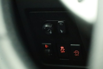 Nissan Qashqai I Crossover Facelifting  1.6 dCi 130KM 2012 Nissan Qashqai+2 1.6 dCi, Salon Polska, zdjęcie 15