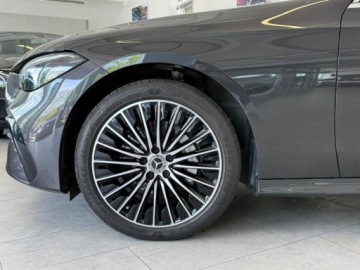 Mercedes CLE Coupe 2.0 200 204KM 2026 MERCEDES-BENZ CLE 200 4-Matic AMG Line 2.0 (204KM) 2026, zdjęcie 13