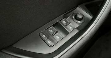 Skoda Superb III Kombi Facelifting 2.0 TDI SCR 150KM 2019 Skoda Superb Skora Automat Navi Webasto Hak Parktronic FV23, zdjęcie 12