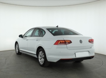 Volkswagen Passat B8 Variant Facelifting 2.0 TDI SCR 150KM 2022 VW Passat 2.0 TDI, Salon Polska, 1. Właściciel, zdjęcie 3