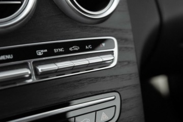 Mercedes Klasa C W205 Coupe Facelifting 1.5 200 184KM 2019 Mercedes-Benz Klasa C 200 4Matic AMG Line 59 000 KM Salon PL Autotrade, zdjęcie 30