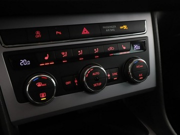 Seat Leon III Hatchback Facelifting 1.5 EcoTSI 150KM 2019 Seat Leon GRATIS! Pakiet Serwisowy o wartości 600, zdjęcie 27