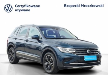 Volkswagen Tiguan II SUV Facelifting 2.0 TSI 190KM 2022 Volkswagen Tiguan 2.0TSI 190KM 4MOTION Elegance DSG, Podgrzewane Fotele, K, zdjęcie 10