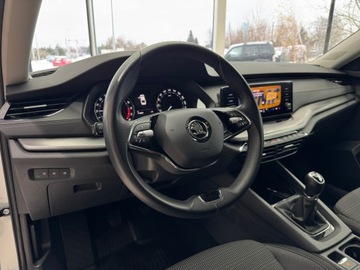 Skoda Octavia IV Liftback 2.0 TDI 115KM 2021 Skoda Octavia Ambition / 1 właściciel / Salon Pols, zdjęcie 6