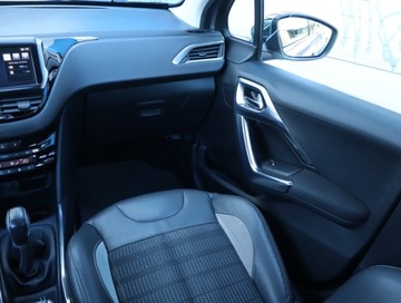 Peugeot 2008 I SUV 1.2 VTi 82KM 2014 Peugeot 2008 1.2 PureTech, Klima, Klimatronic, zdjęcie 7