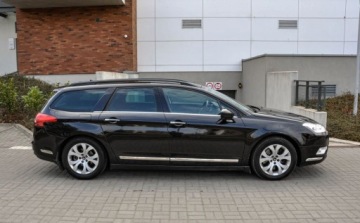 Citroen C5 III Tourer 2.0 BlueHDi 180KM 2015 Citroen C5 2,0HDI (180KM) 2015 r. Automat Lift Skory Bezwypadkowy 2.0, zdjęcie 4
