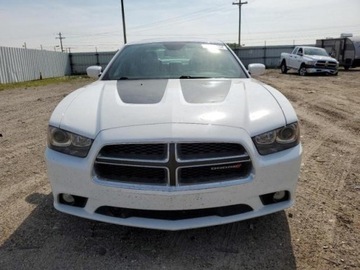 Dodge Charger V 2014 Dodge Charger 2014 Dodge Charger 4dr Sdn RT Max AWD 5.7 Benzyna 370KM, zdjęcie 4