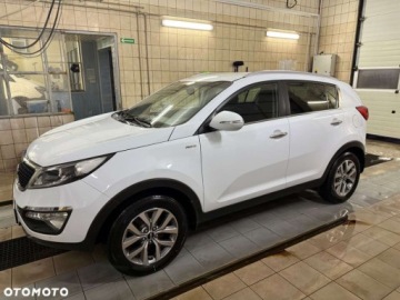 Kia Sportage III 2015 Kia Sportage Kia Sportage 2.0 CVVT 4WD Spirit 2.0 Benzyna 163KM, zdjęcie 2