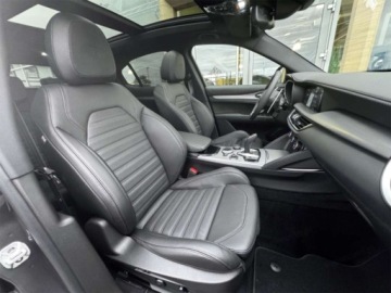 Alfa Romeo Stelvio SUV Facelifting 2023 2.0 GME Turbo 280KM 2026 ALFA ROMEO Stelvio Turbo Veloce Q4 Suv 2.0 (280KM) 2026, zdjęcie 12