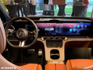 Mercedes GLC C254/X254 2026 Mercedes-Benz GLC Mercedes-Benz GLC 400 94kWh 4-Matic EQ Elektryczny 489KM, zdjęcie 19