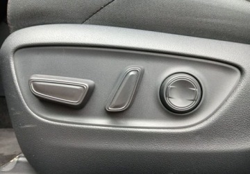 Toyota RAV4 V SUV Plug-In Facelifting 2.5 Hybrid Dynamic Force 306KM 2025 Toyota RAV4 RAV4 PHEV Dynamic 4x4 FV23 ASO Bezwypadkowy 1 wl., zdjęcie 36