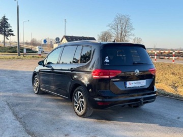 Volkswagen Touran III 1.6 TDI 115KM 2018 Volkswagen Touran RATY 1.6 TDI 7 osobowy Klimatronic Navi Zarej w PL Gwara, zdjęcie 32