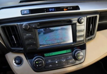 Toyota RAV4 IV MPV D-4D 125 124KM 2015 Toyota RAV4 Polski salon _ Podgrzewane fotele _ Skorzana tapicerka _ 4x4, zdjęcie 25