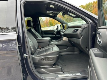 Chevrolet Suburban GMT900 2023 Chevrolet Suburban 2023 CHEVROLET SUBURBAN K1500 PREMIER 5.3 Benzyna 355KM, zdjęcie 8