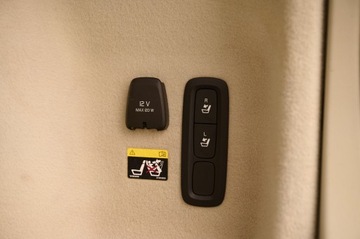 Volvo V60 II  Kombi 2.0 T5 250KM 2019 MEGA KOLOR __JASNE SKÓRY __SUPER PEDANTYCZNY STAN_, zdjęcie 19