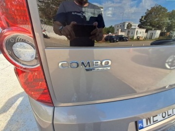 Opel Combo D Tour 1.6 CDTI 90KM 2013 OPEL COMBO D Tour 1.6 CDTI 90KM, Bezwypadkowy, 5 Miejsc, Klimatyzacja, zdjęcie 25