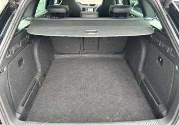 Skoda Superb III Kombi Facelifting 2.0 TDI SCR 200KM 2022 Skoda Superb Sportline, Hak, Matrix, Dach Panoramiczny, DCC, Ambiente 2.0, zdjęcie 32