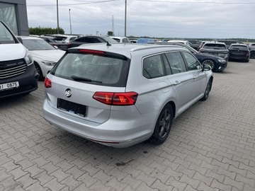 Volkswagen Passat B8 Variant 2.0 TDI BlueMotion SCR 190KM 2016 Volkswagen Passat Highline Automat Podgrzewanie, zdjęcie 1